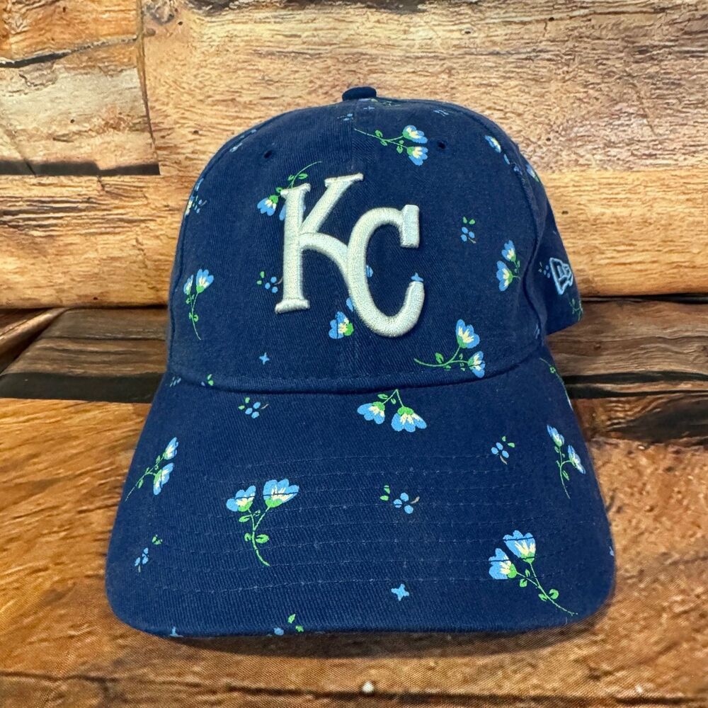 Kansas City Royals New Era 9TWENTY Women's Dad Hat Adjustable Navy Floral MLB